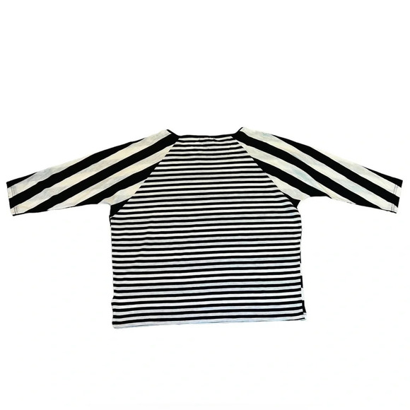 Chaps Ralph Lauren 
Alcove inn NWT
Size large 
Black/ crème color stripe - Picture 2 of 6